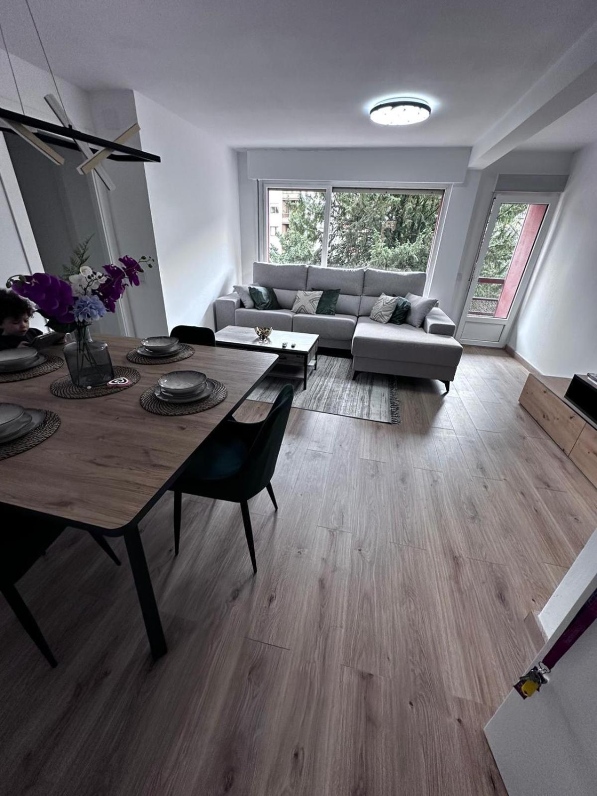 Dh Apartamento Turistico Cangas de Onis Ngoại thất bức ảnh