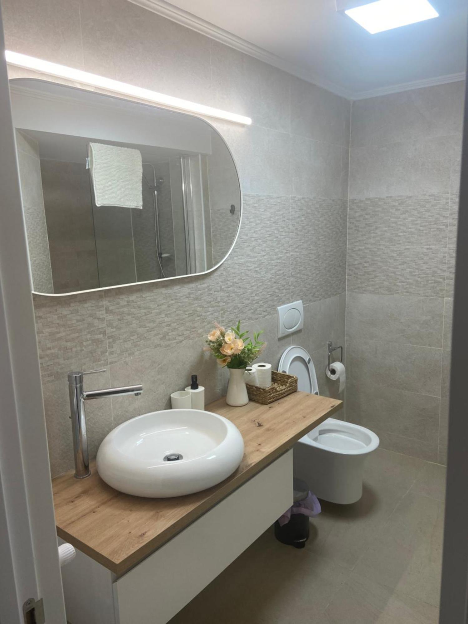 Dh Apartamento Turistico Cangas de Onis Ngoại thất bức ảnh